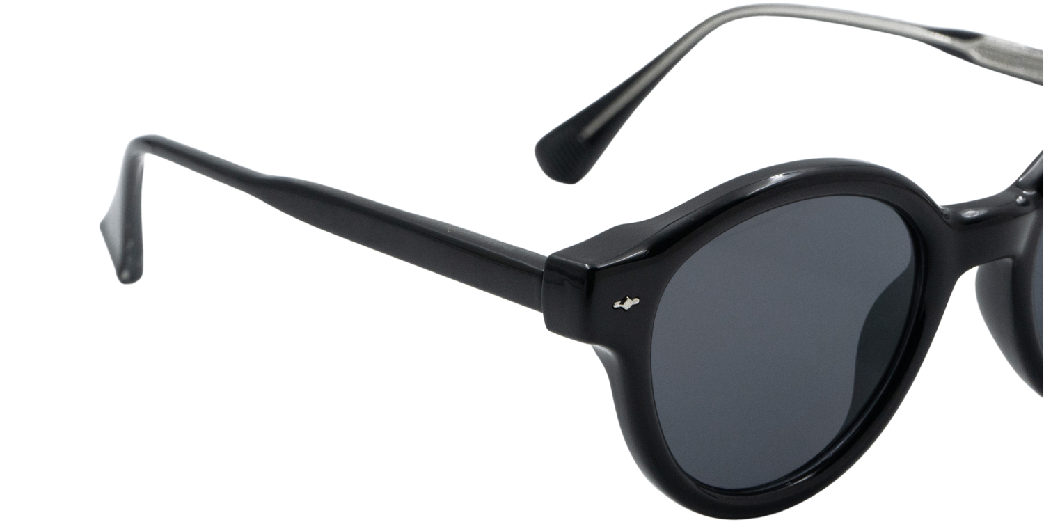Full Rim Round Fashionista Classic Sunglasses UM6223