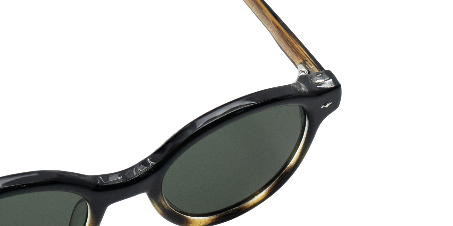Full Rim Round Fashionista Classic Sunglasses UM6223