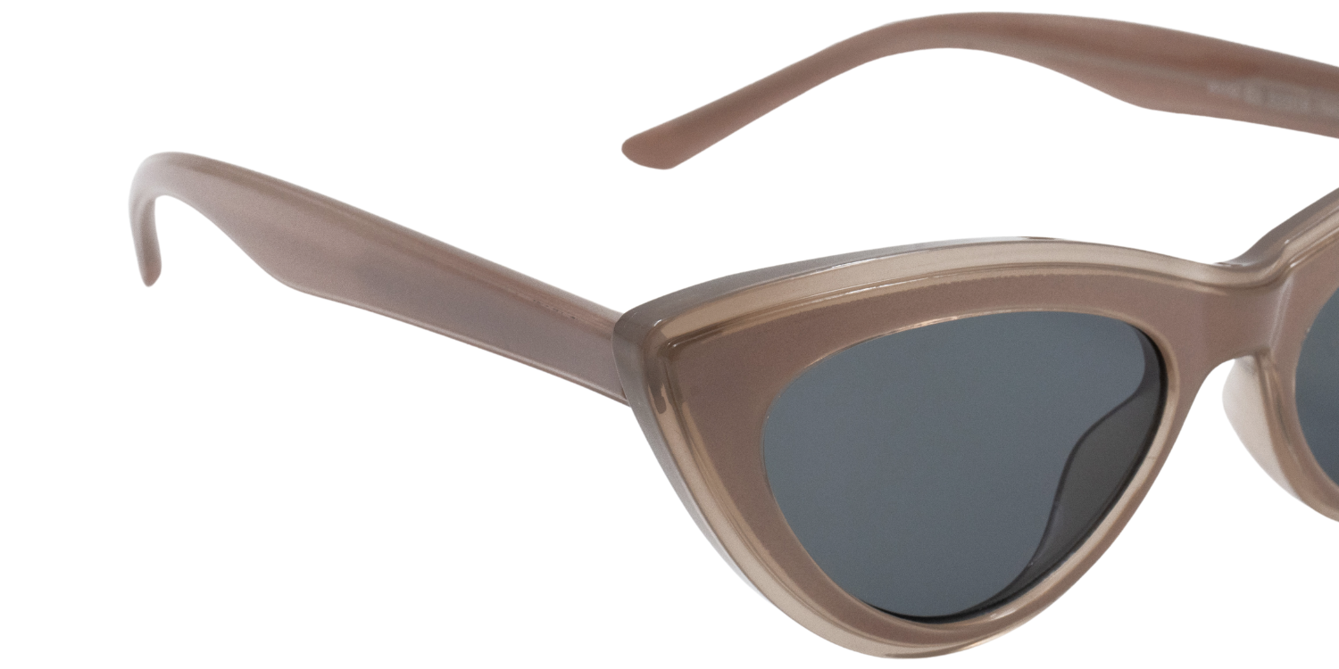 Full Rim Cat Eye Fashionista Classic sunglasses UM8802