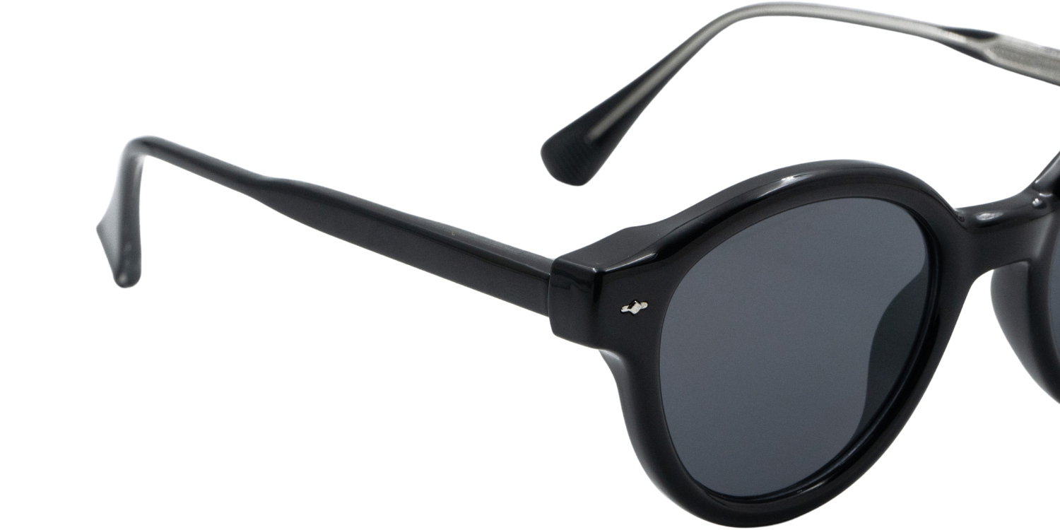 Full Rim Round Fashionista Classic Sunglasses UM9822