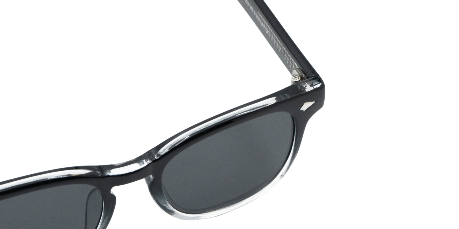 Full Rim Square Fashionista Classic Sunglasses UM6200